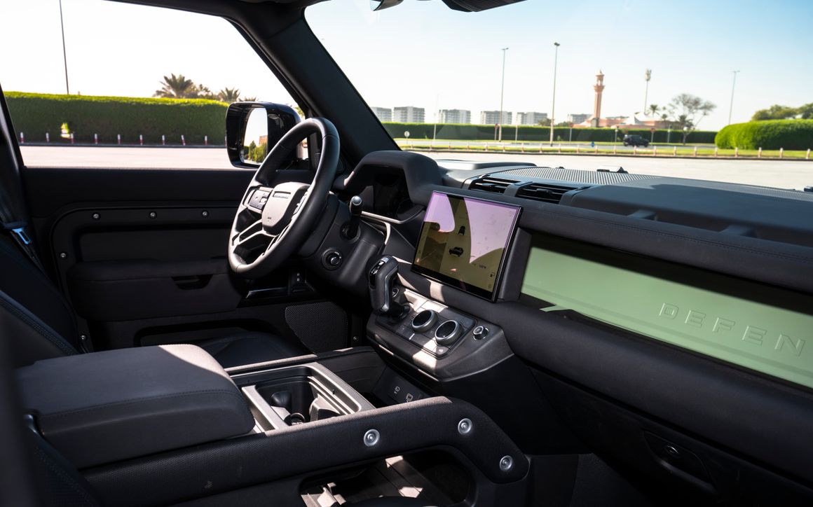 Land Rover Defender (75th Anniversary) - image 14