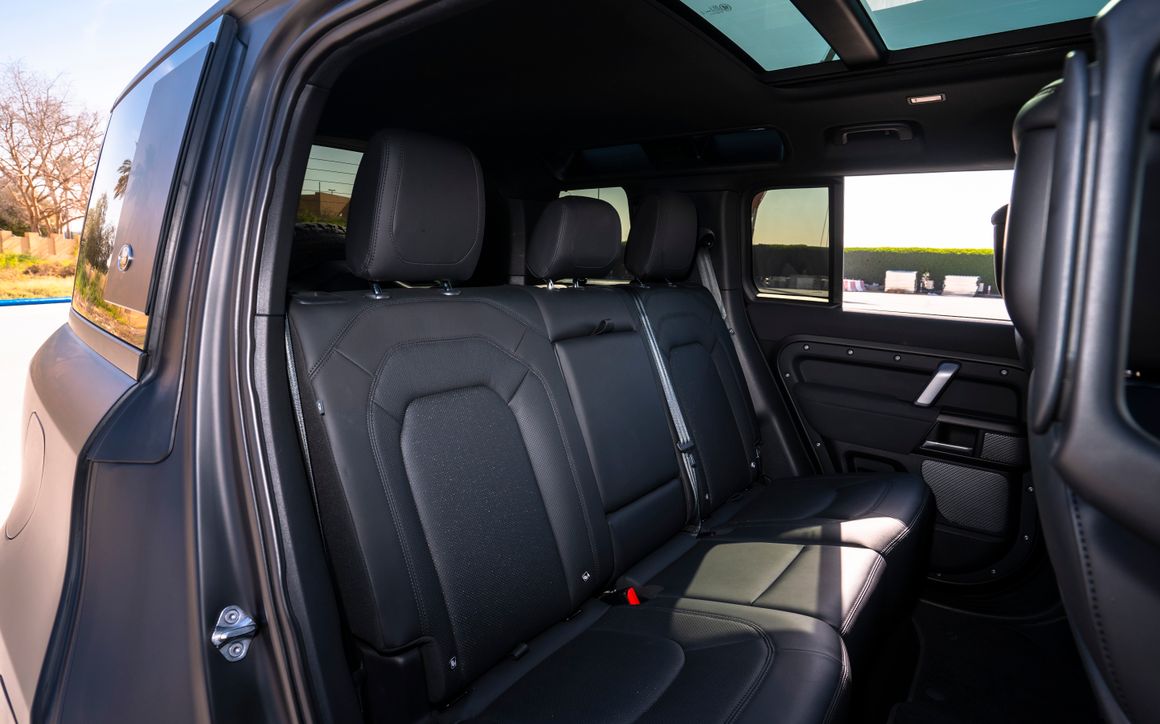 Land Rover Defender (75th Anniversary) - image 16