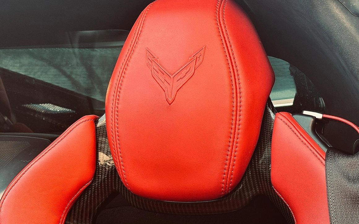 CHEVROLET CORVETTE - image 6