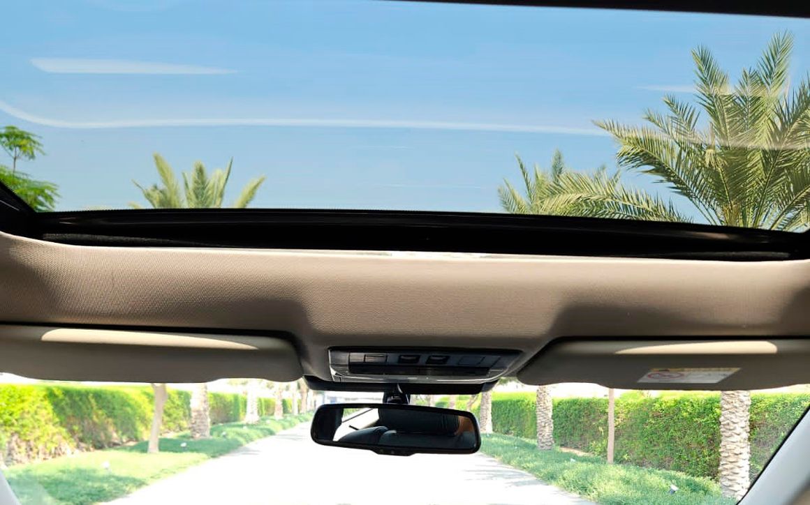 MITSUBISHI OUTLANDER - image 12