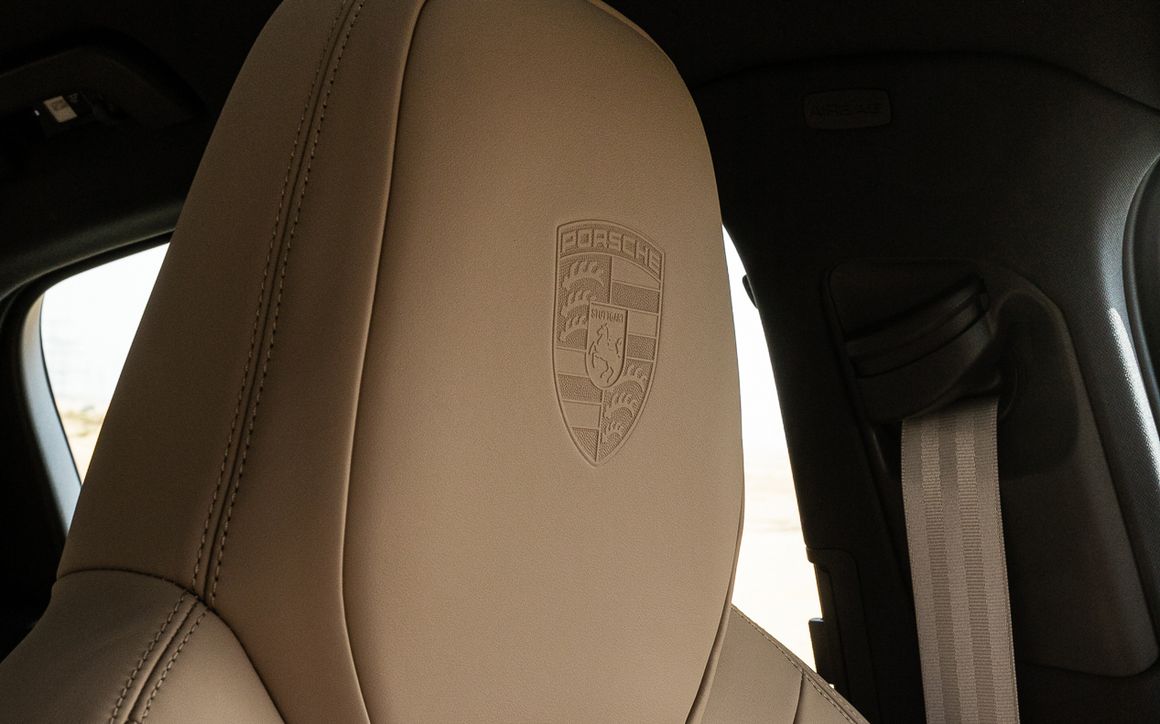 Porsche Cayenne Coupe - image 18