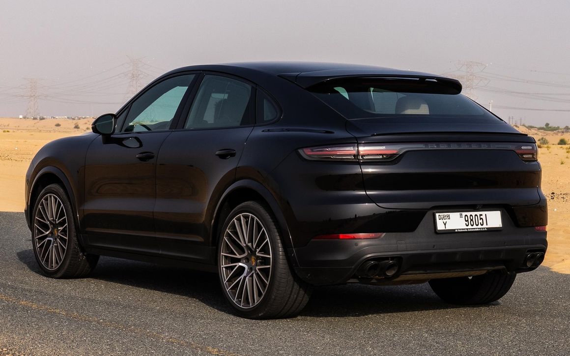 Porsche Cayenne Coupe - image 7