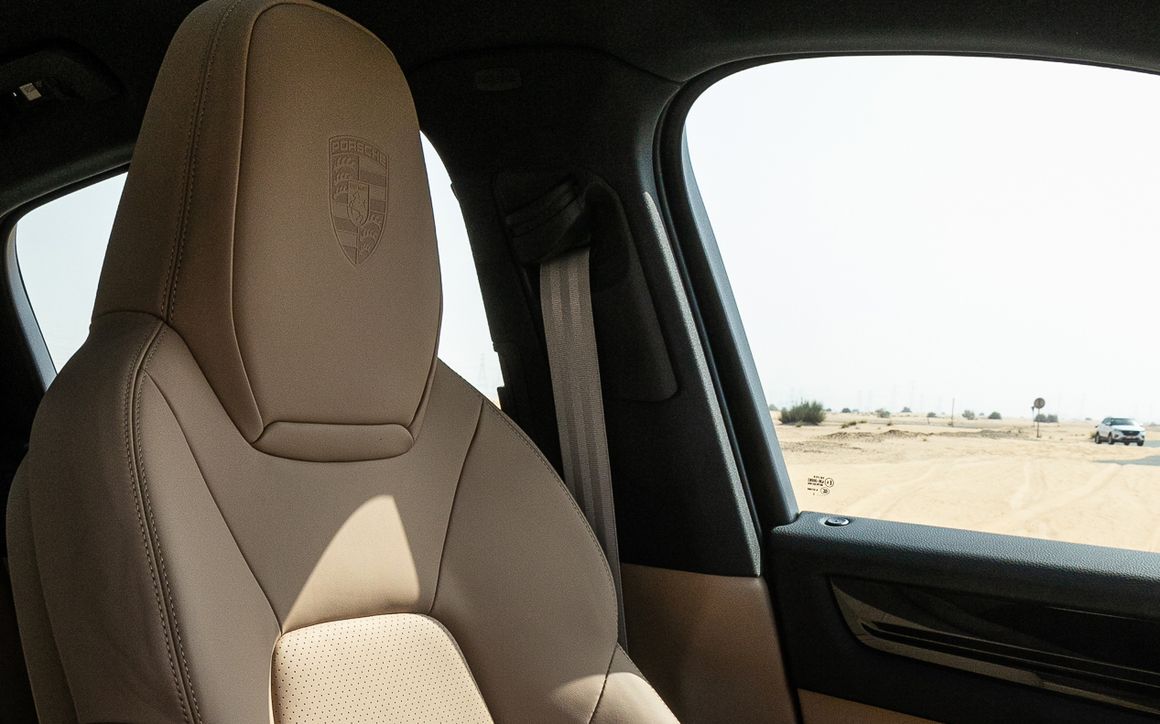 Porsche Cayenne Coupe - image 17