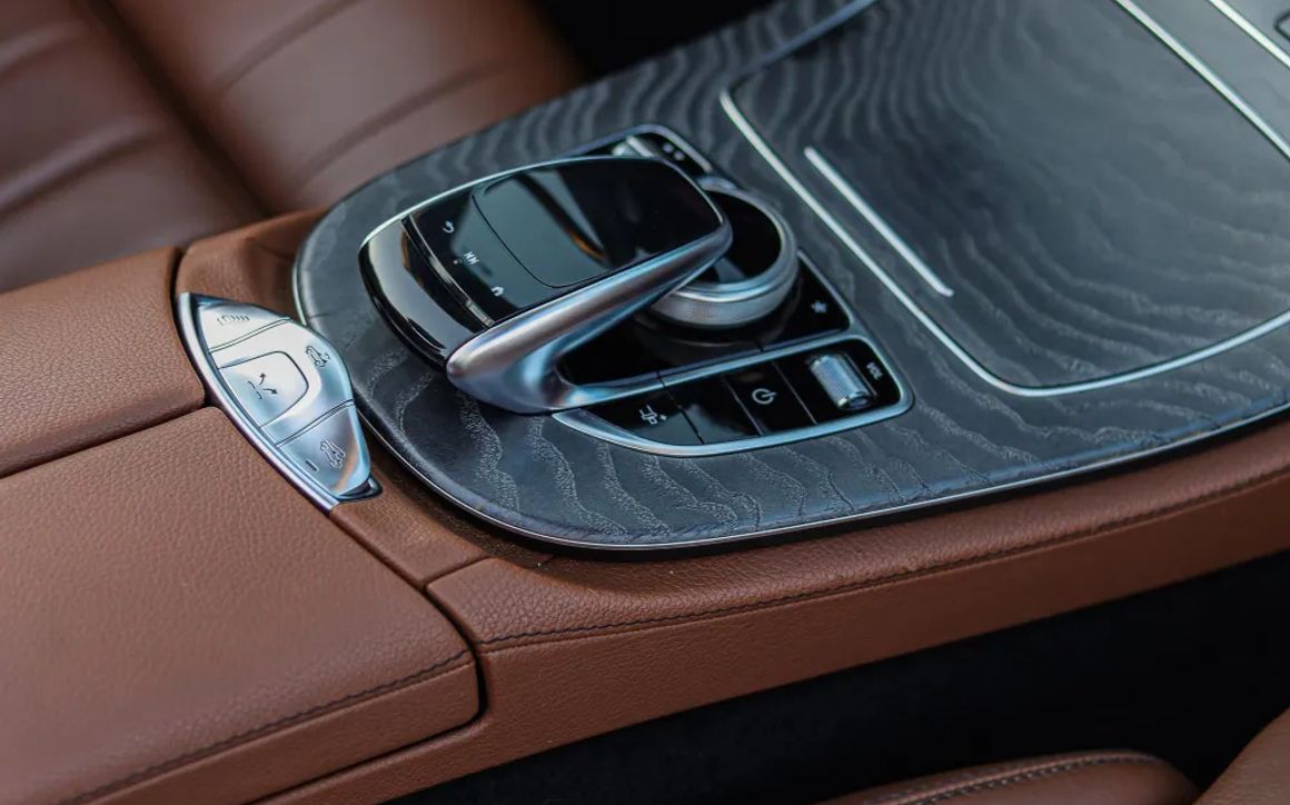 MERCEDES BENZ E450 - image 17