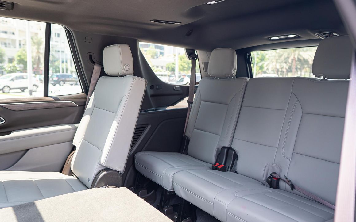 Chevrolet Tahoe - image 14