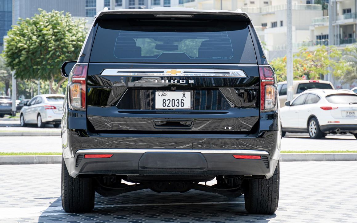 Chevrolet Tahoe - image 6