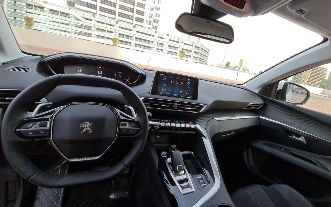 Peugeot 3008 - image 8
