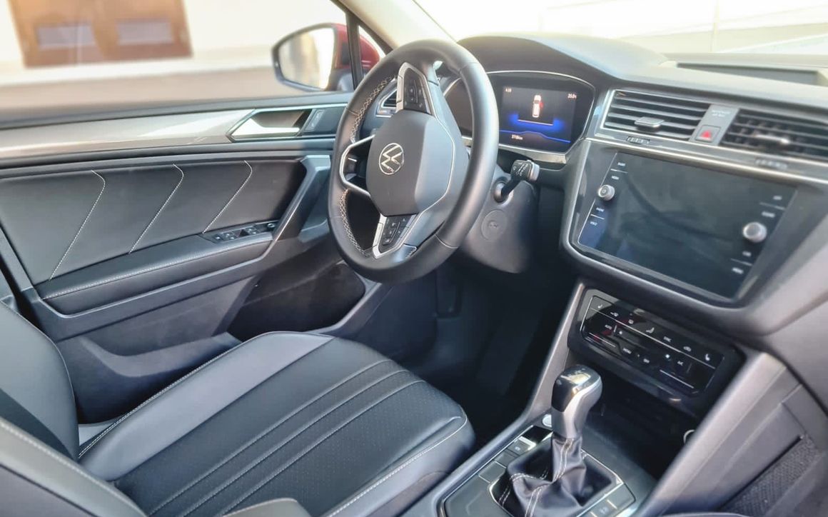 VOLKSWAGEN TIGUAN - image 5