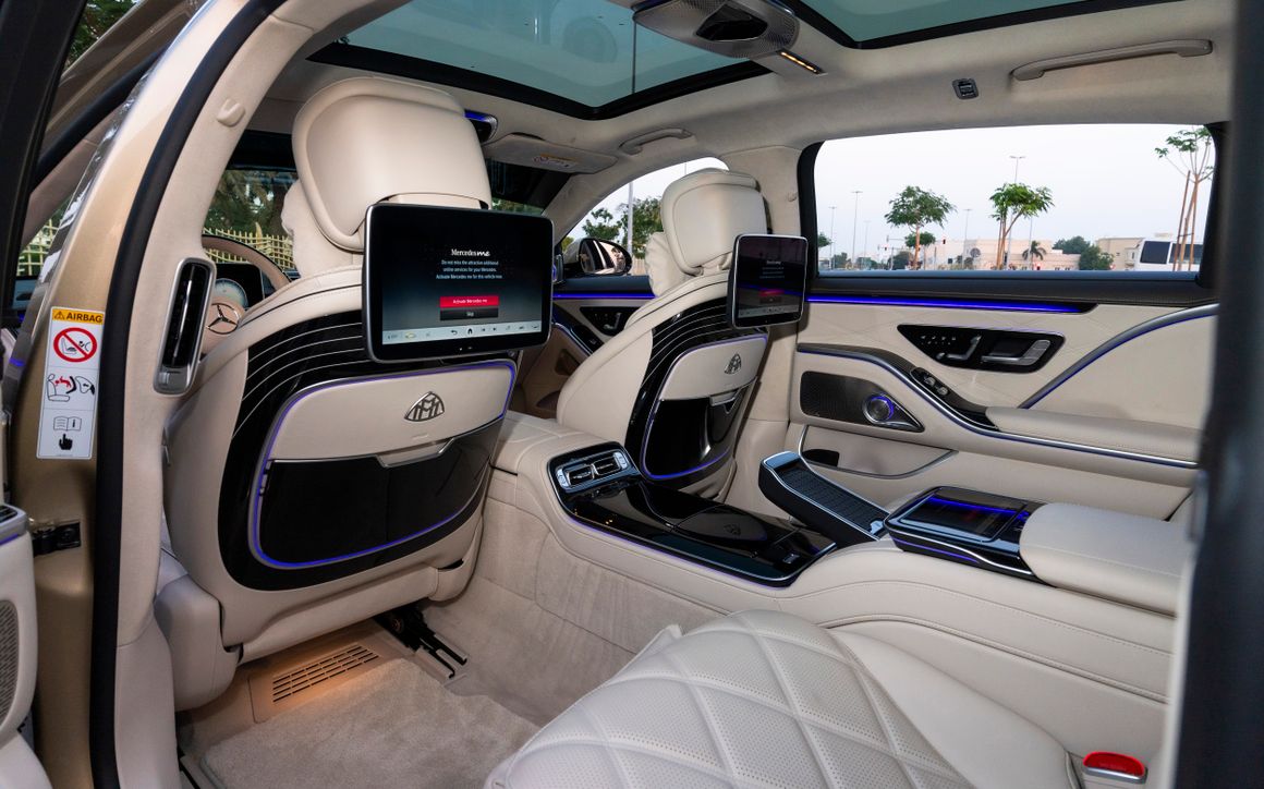 Mercedes S680 Maybach - image 10