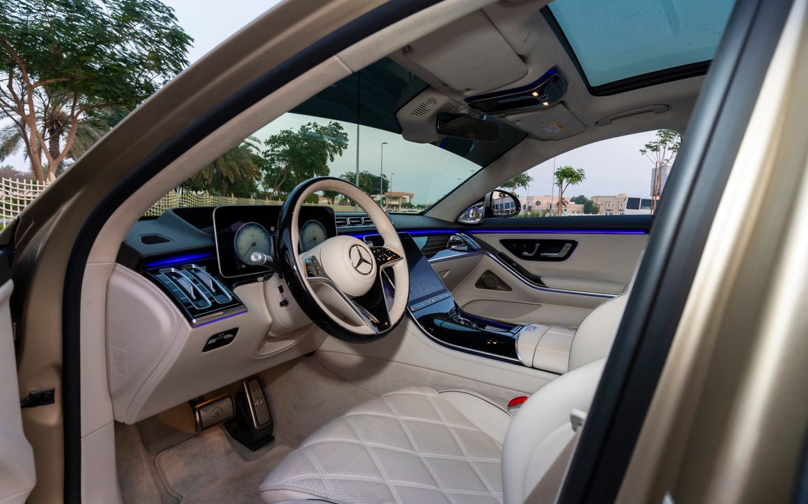 Mercedes S680 Maybach - image 8