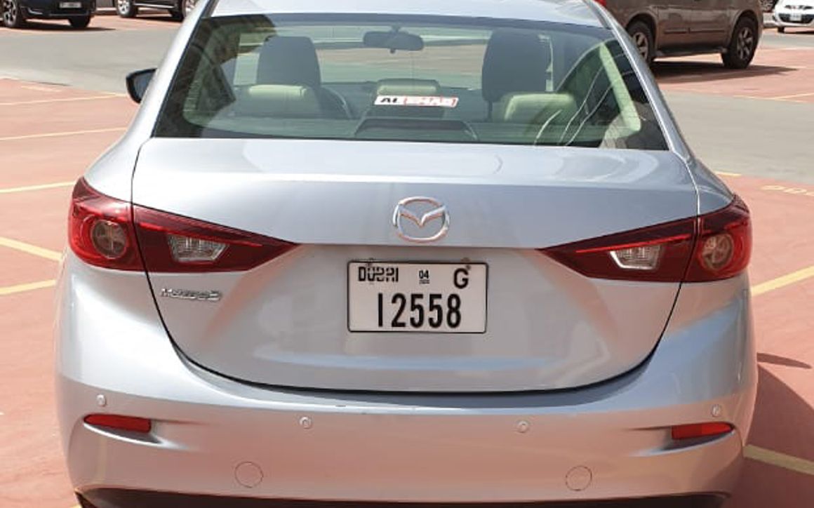 Mazda 3 - image 6