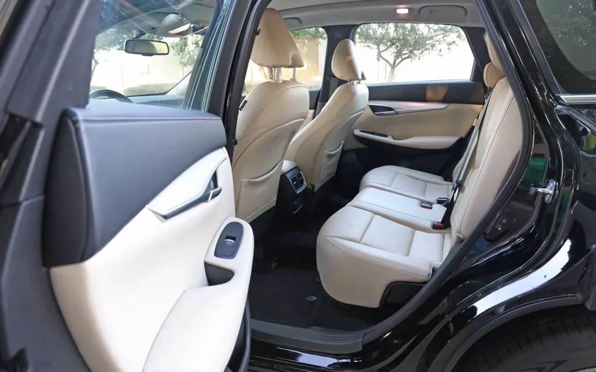 INFINITi QX50 - image 10
