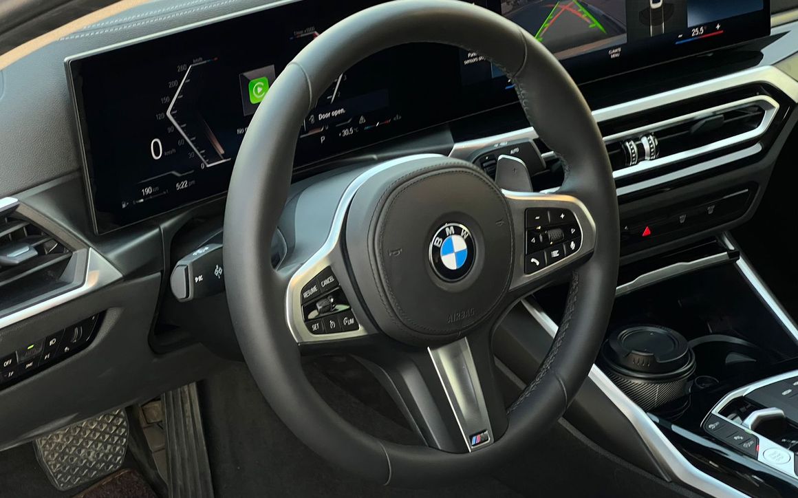 BMW 320 - image 5