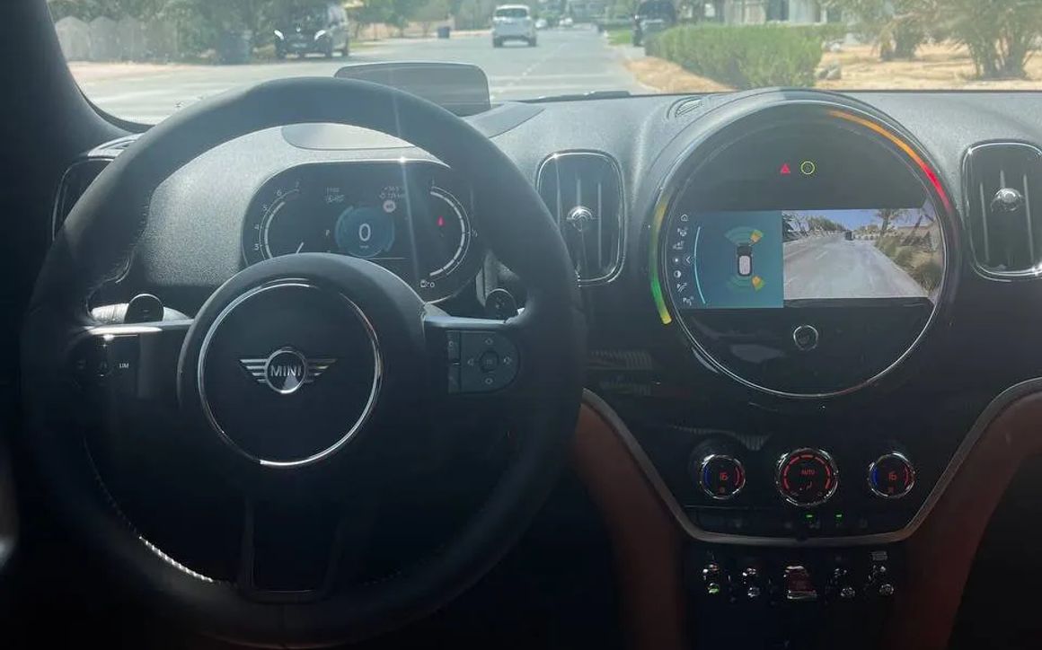 MINI COUNTRYMAN - image 4