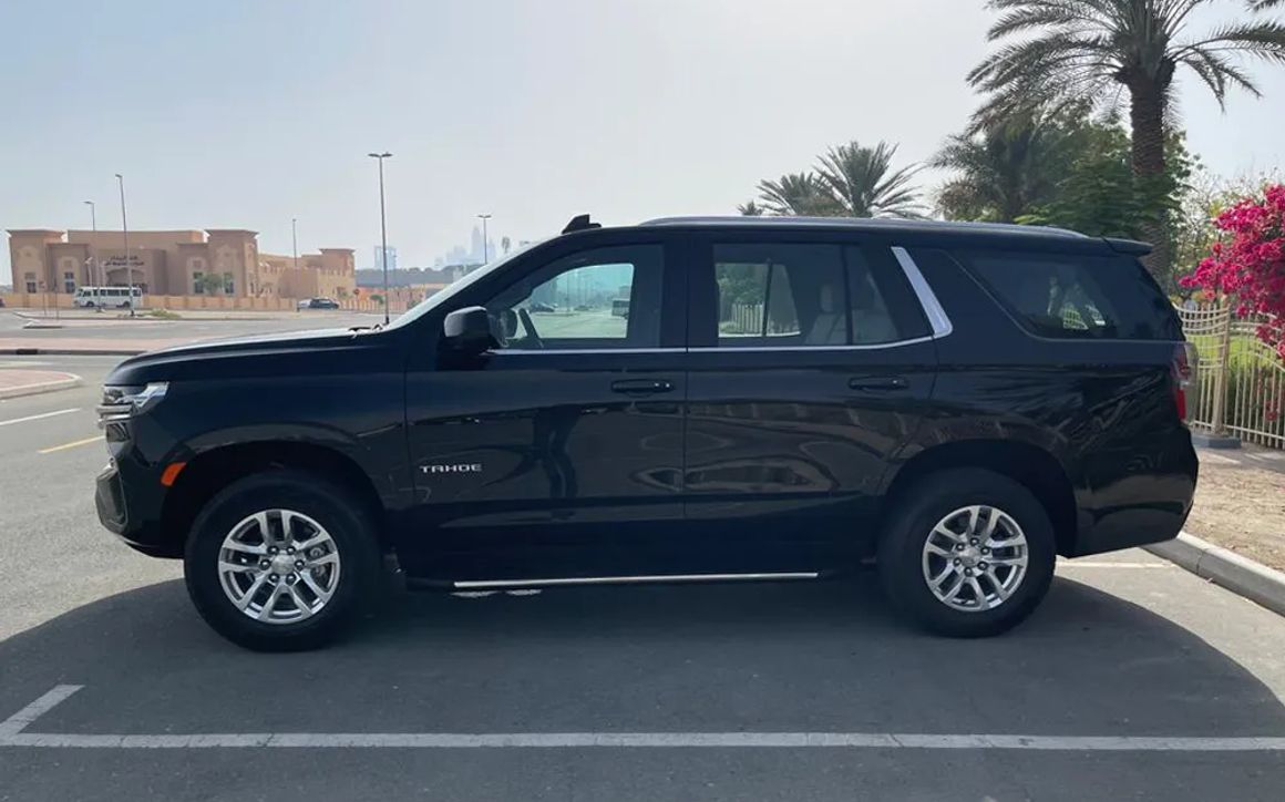CHEVROLET TAHOE - image 2