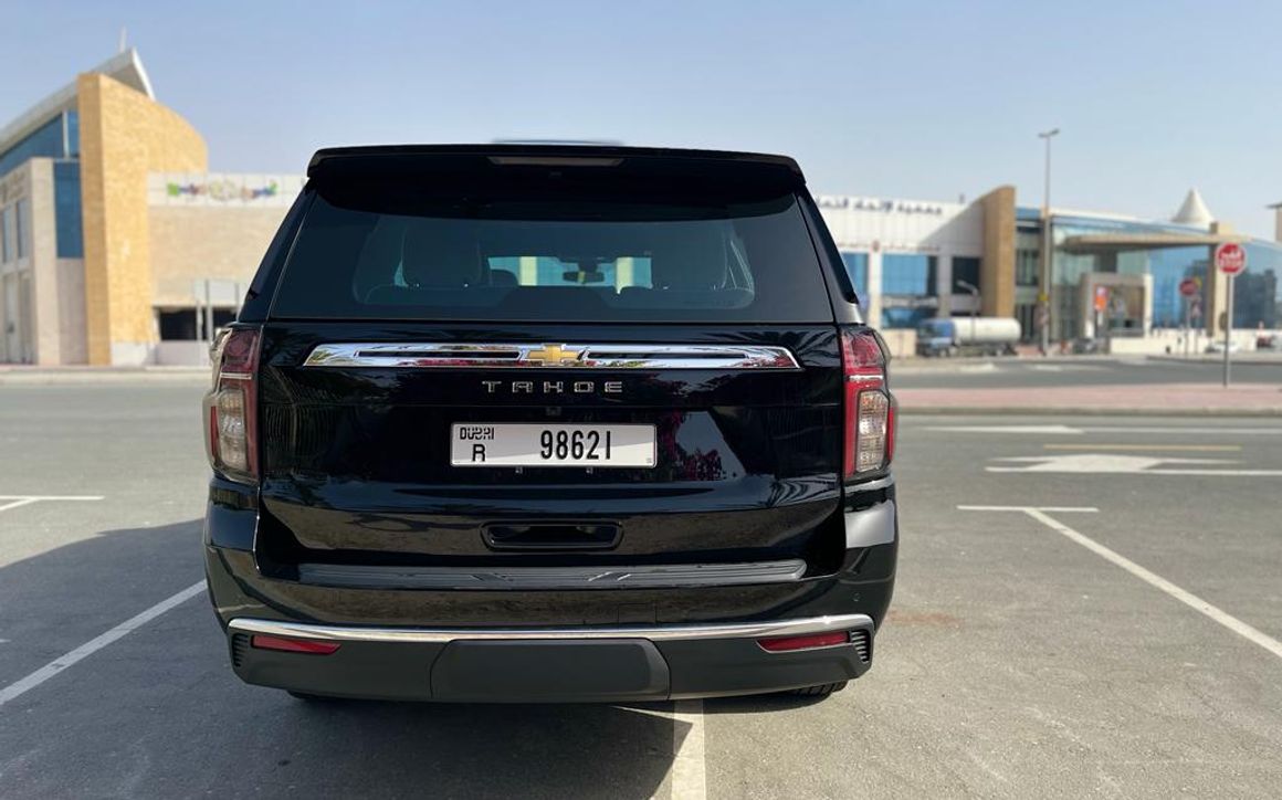 CHEVROLET TAHOE - image 5