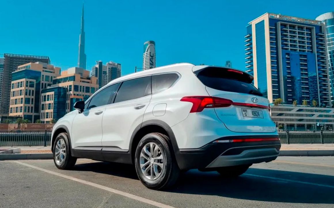 HYUNDAI SANTA FE - image 3
