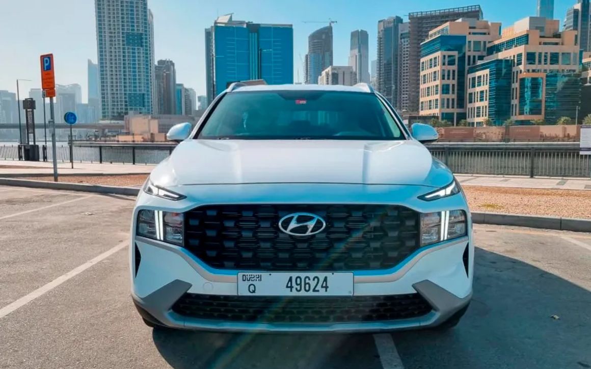 HYUNDAI SANTA FE - image 2