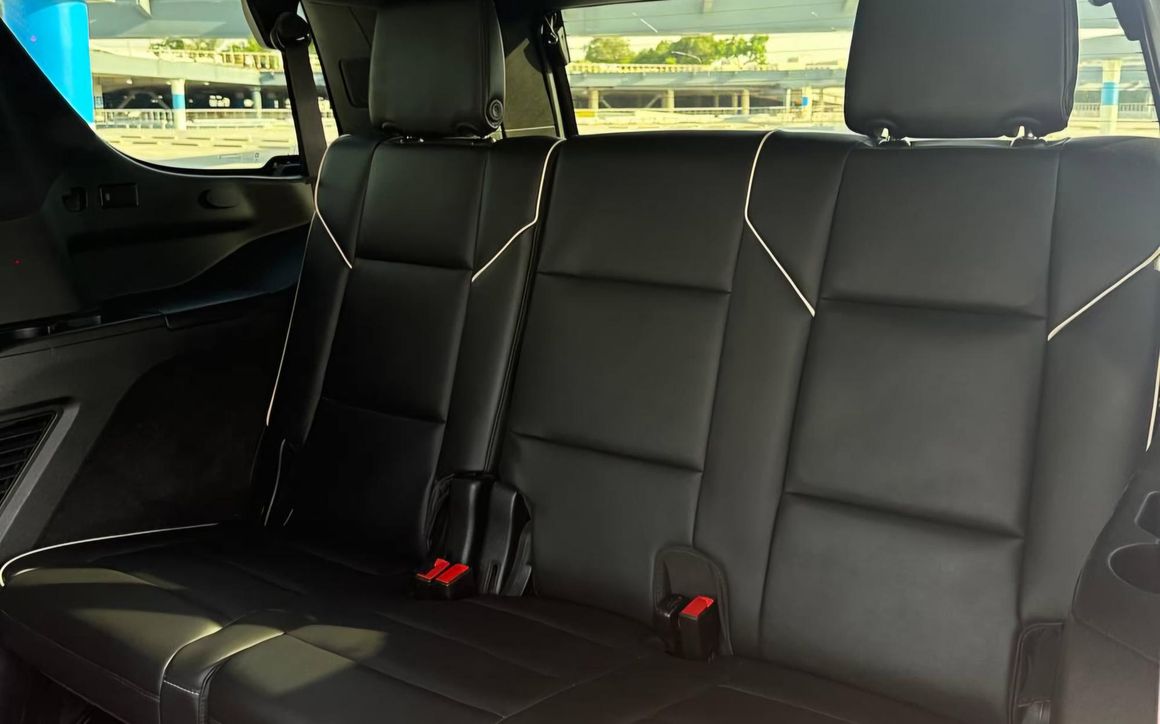 CADILLAC ESCALADE - image 15