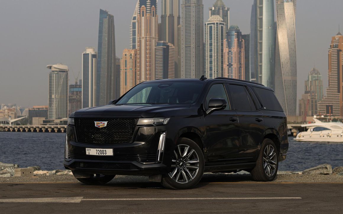 CADILLAC ESCALADE - image 1