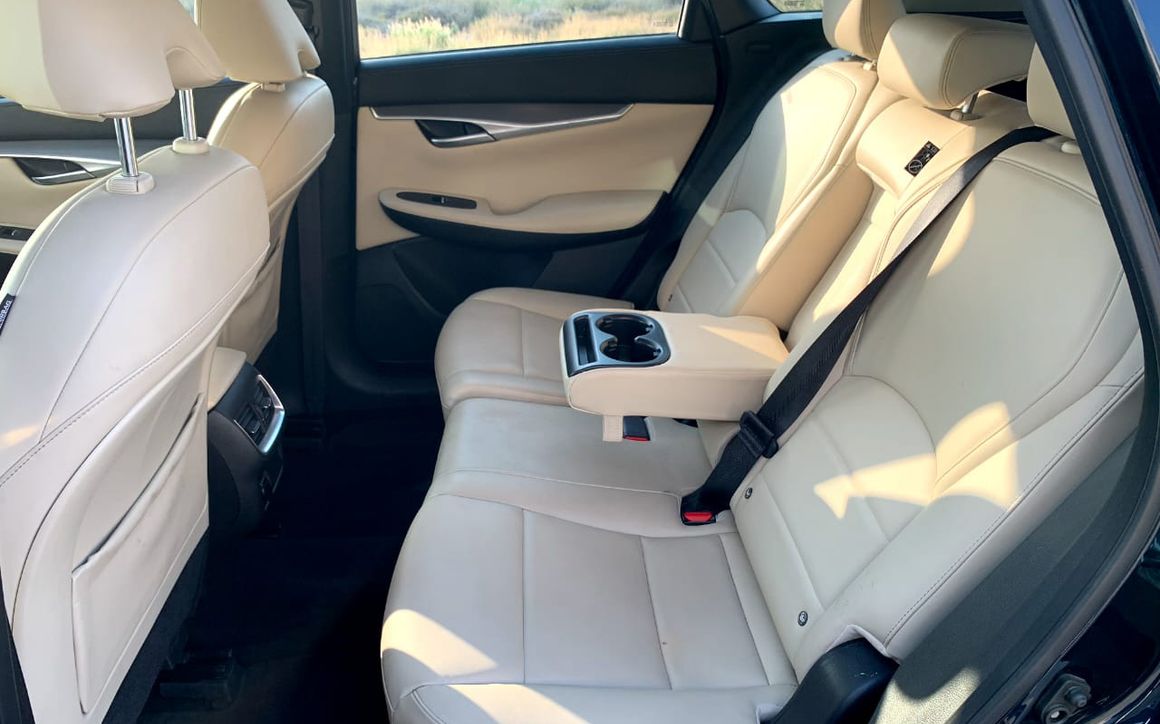 INFINITi QX50 - image 12