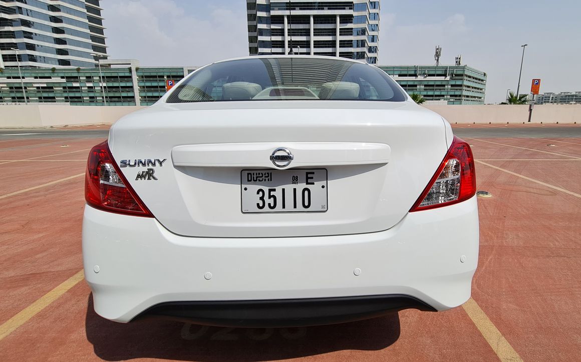 Nissan Sunny - image 6