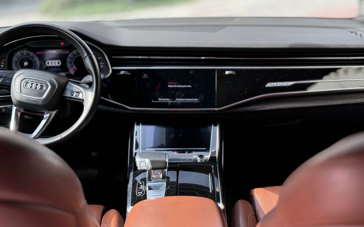 Audi Q8 - image 5