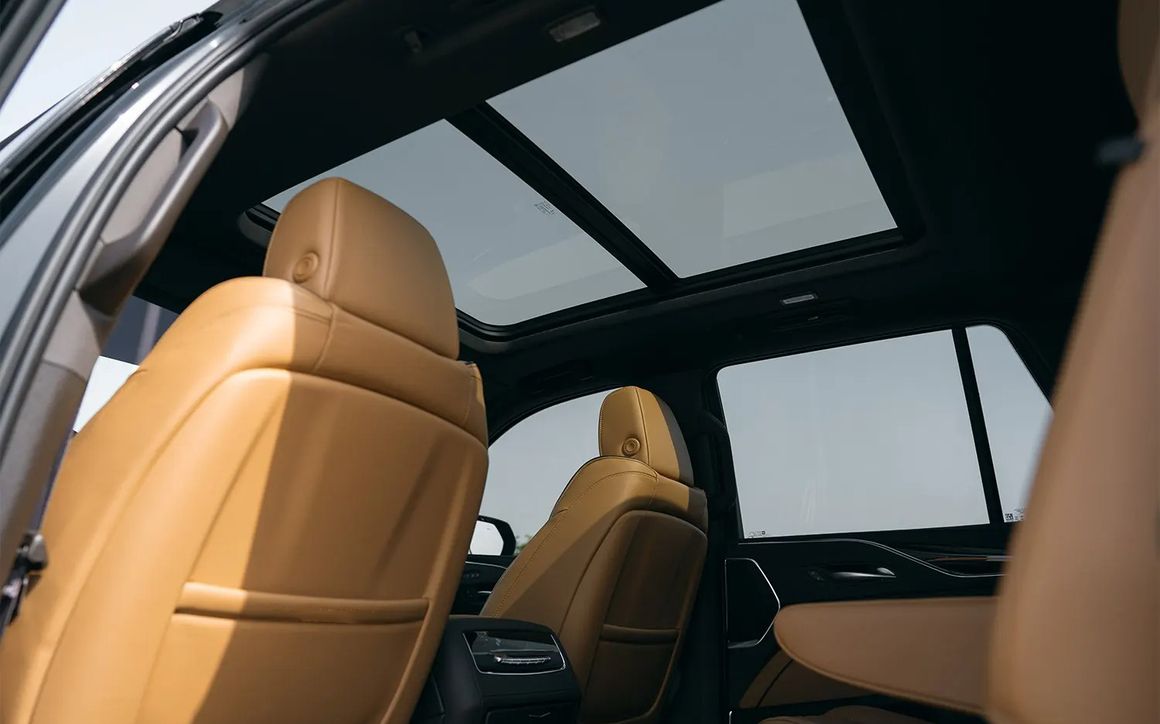 CADILLAC ESCALADE - image 10