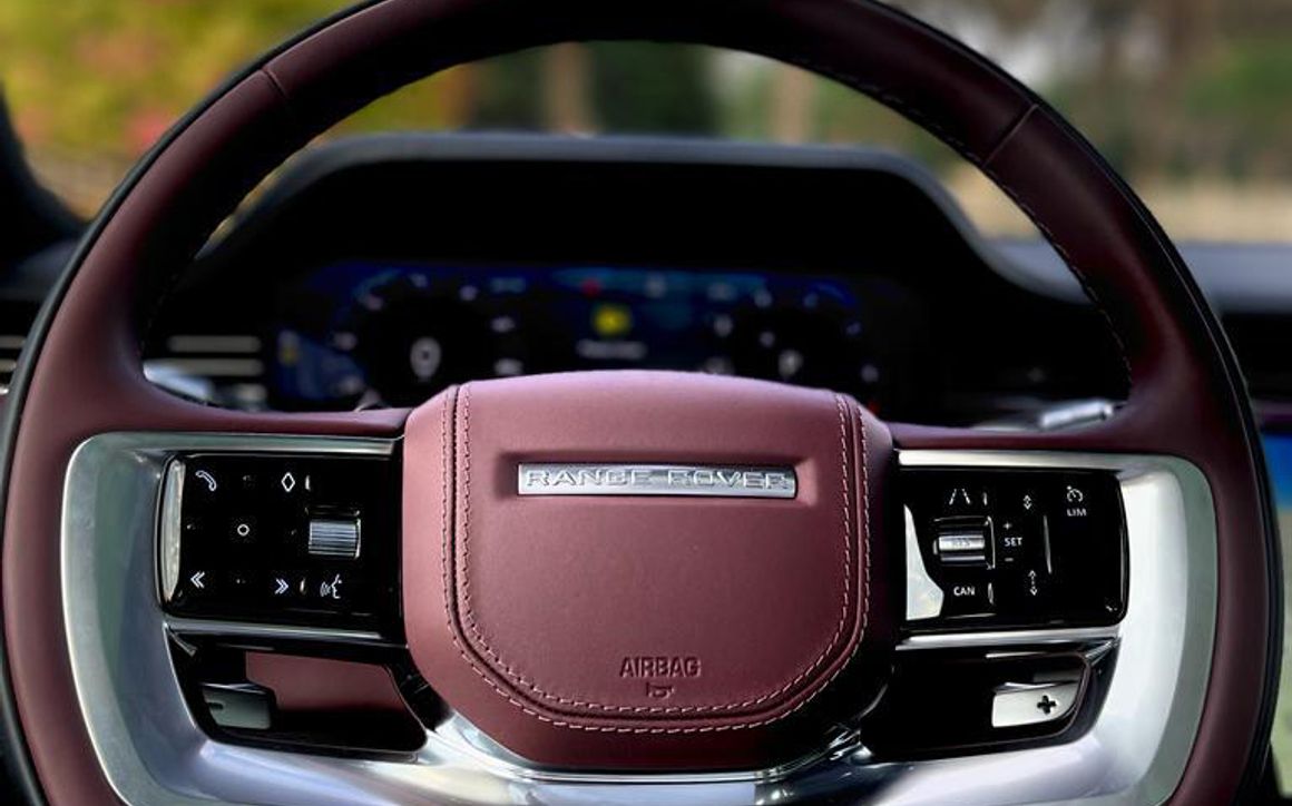 RANGE ROVER HSE - image 8