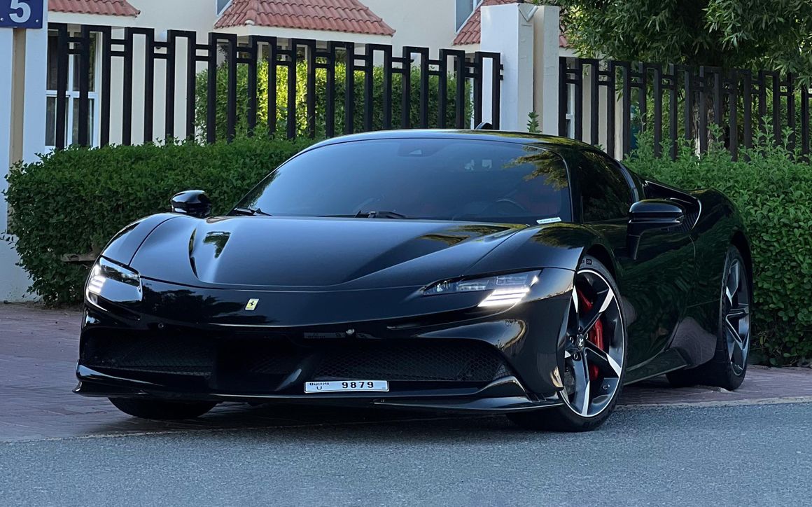 FERRARI SF90 STRADALE - image 2