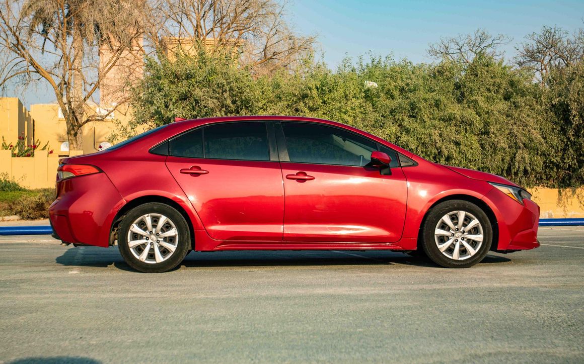 TOYOTA COROLLA - image 3