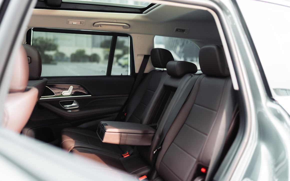 MERCEDES GLS - image 13