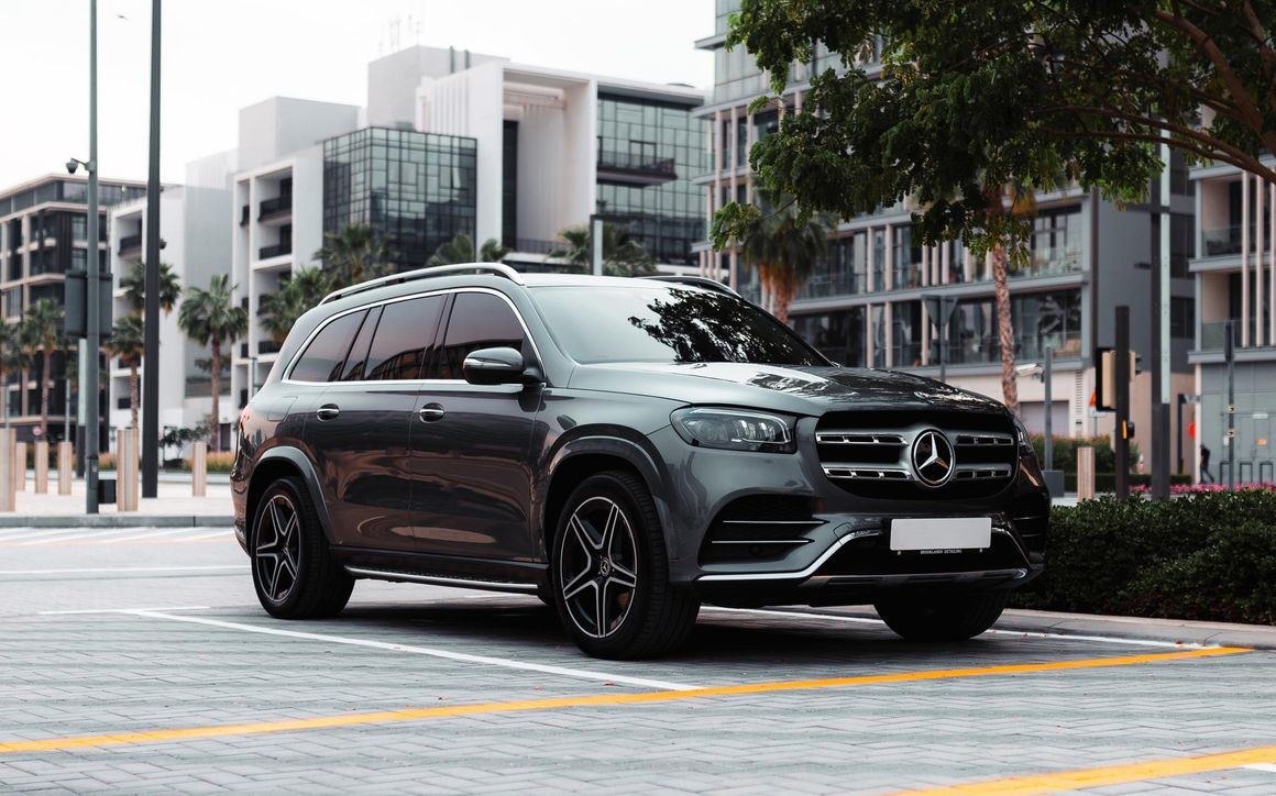 MERCEDES GLS - image 1