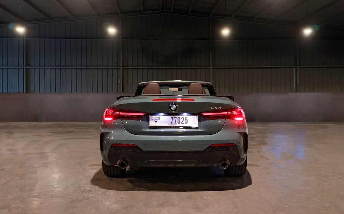 BMW 420 Green Convertible - image 11