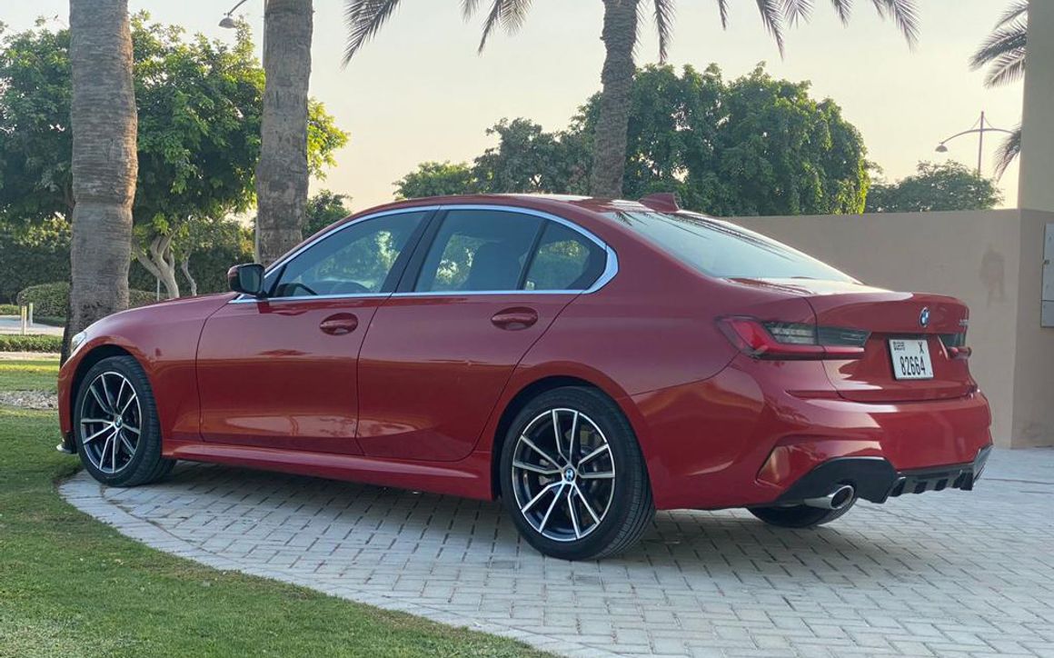 BMW 330I - image 2