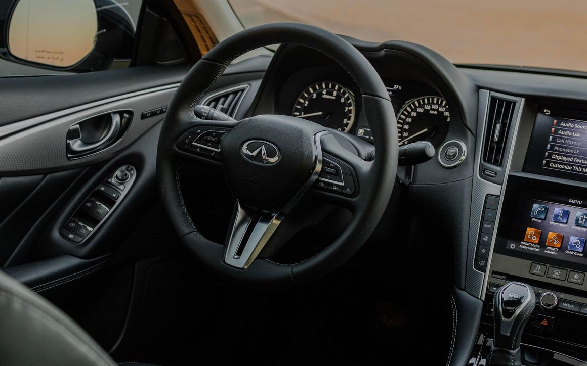 INFINITI Q50 - image 8