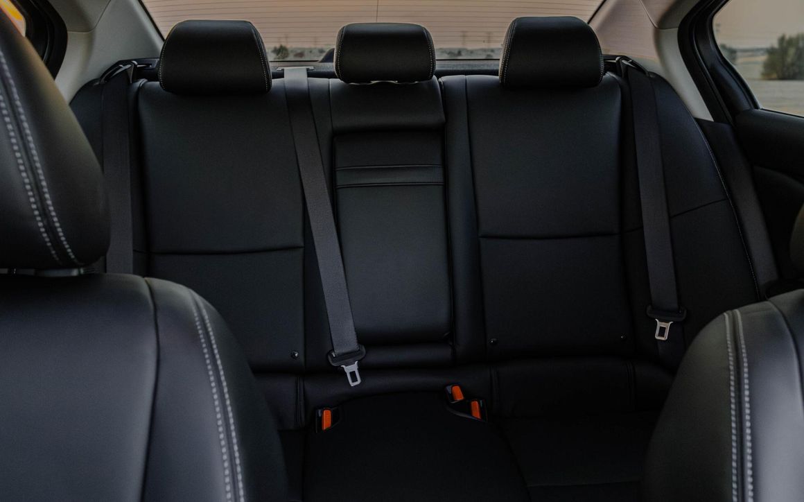 INFINITI Q50 - image 12