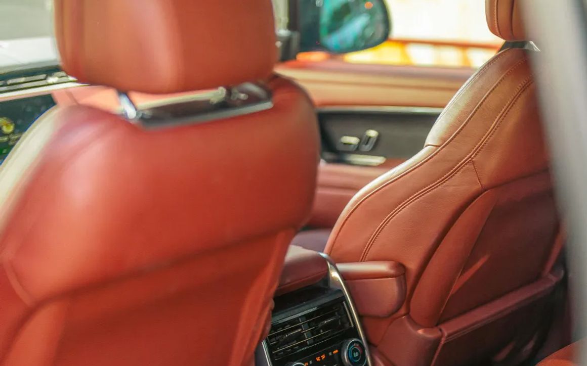 RANGE ROVER - image 7