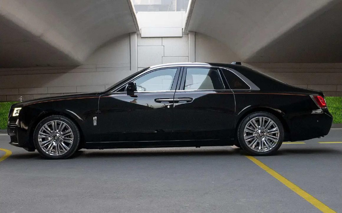 ROLLS ROYCE GHOST - image 2