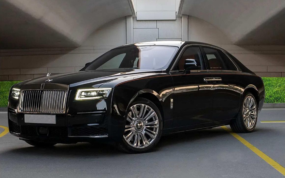 ROLLS ROYCE GHOST - image 1
