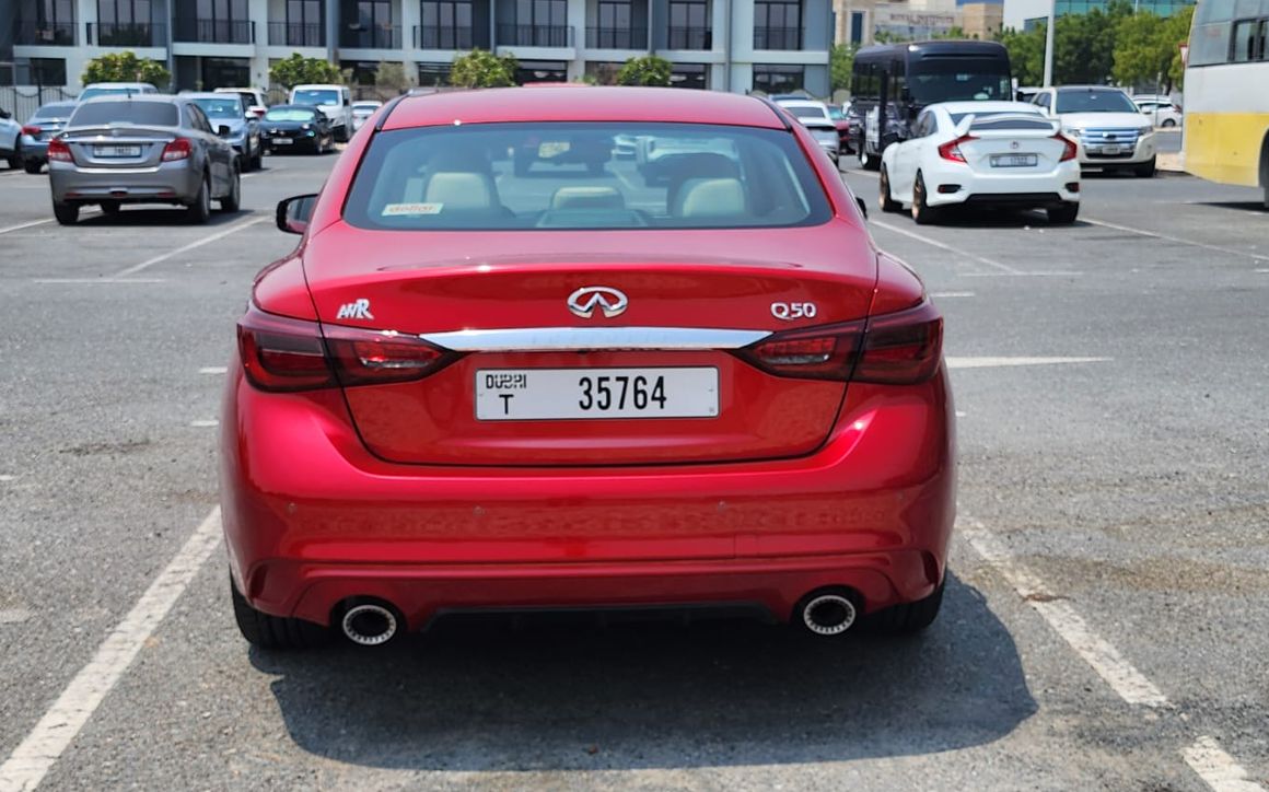 Infiniti Q50 - image 5