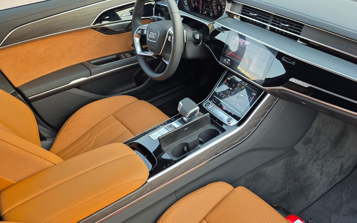 Audi A8 - image 8