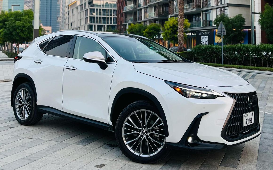 LEXUS NX 350 - image 2