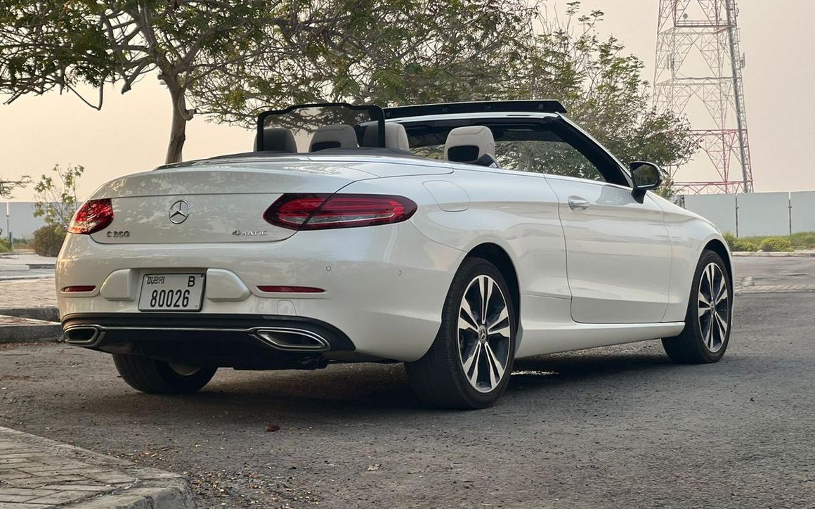 MERCEDES C300 COUPE - image 5