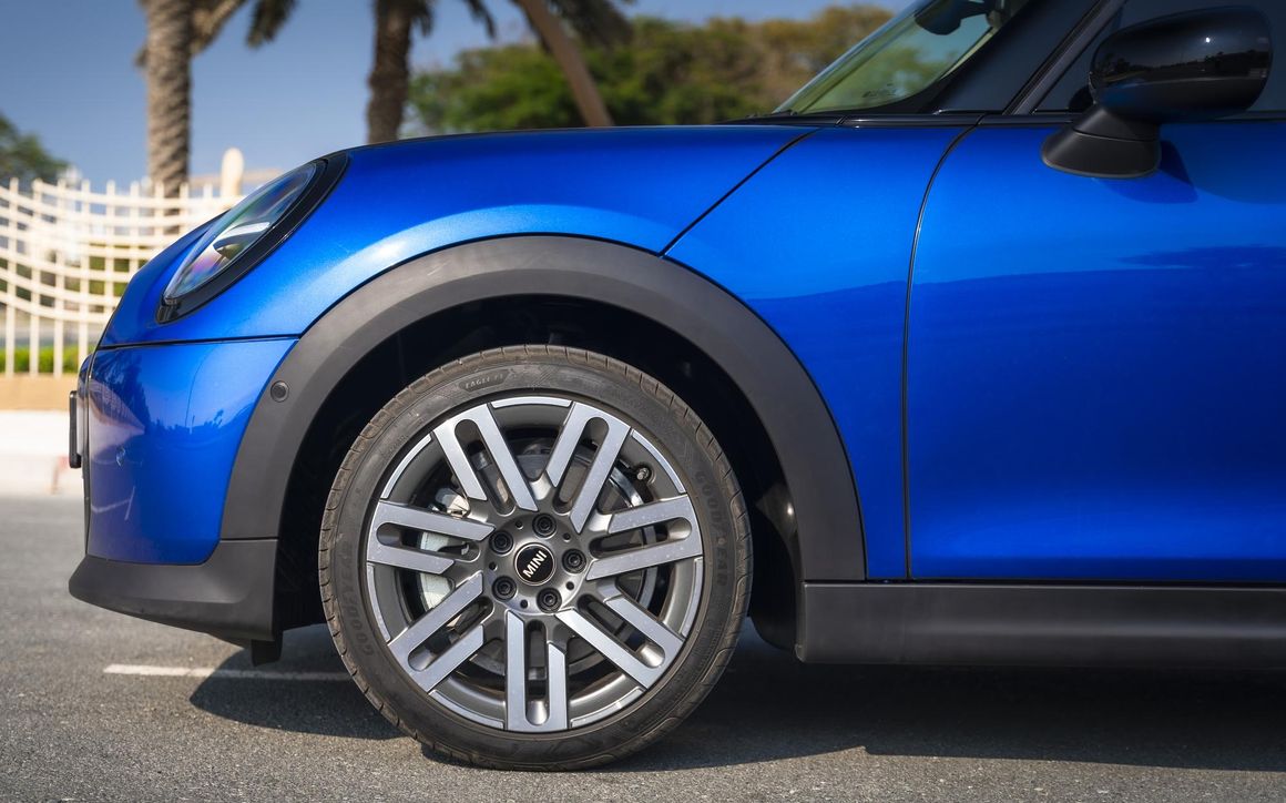 Mini Cooper S - image 10
