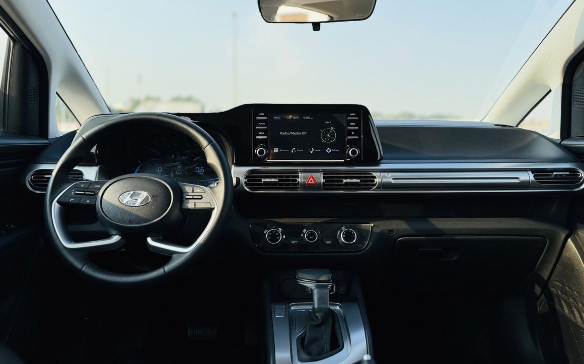 HYUNDAI STARGAZER - image 10