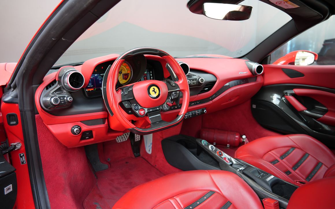 FERRARI F8 SPIDER - image 4