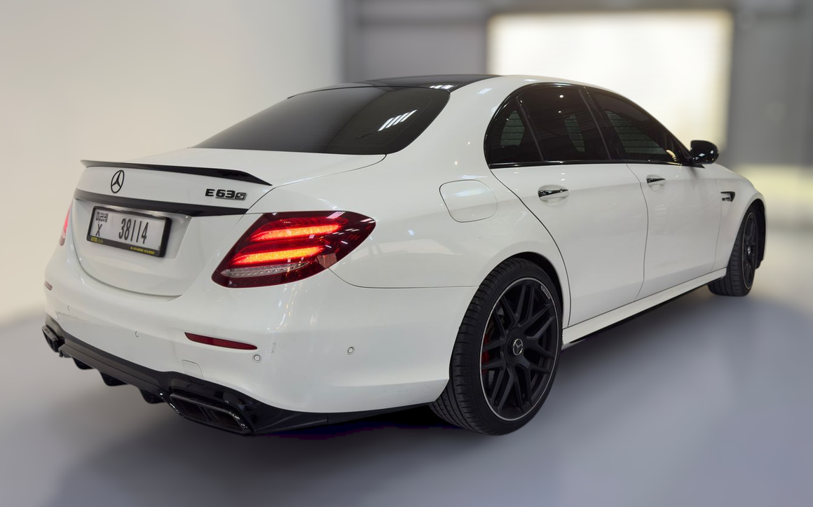 Mercedes-Benz E63 AMG - image 6