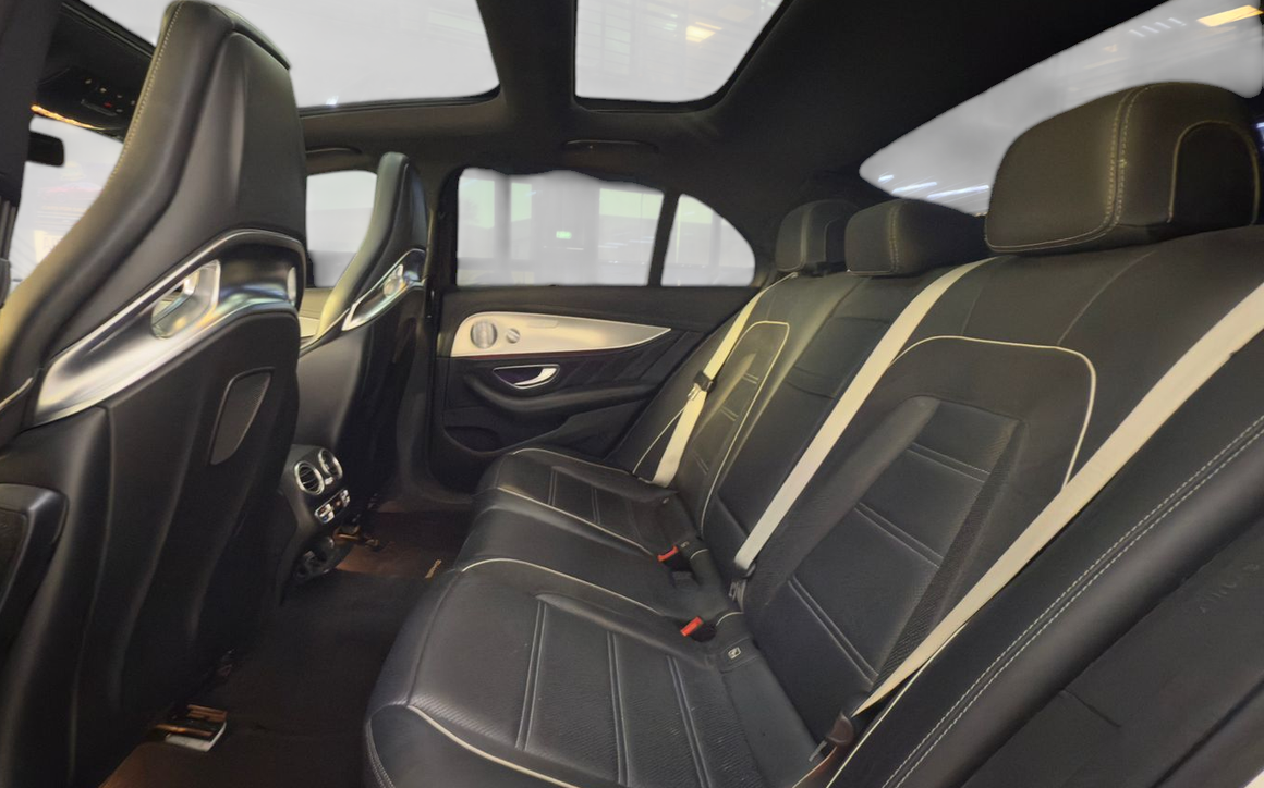 Mercedes-Benz E63 AMG - image 11