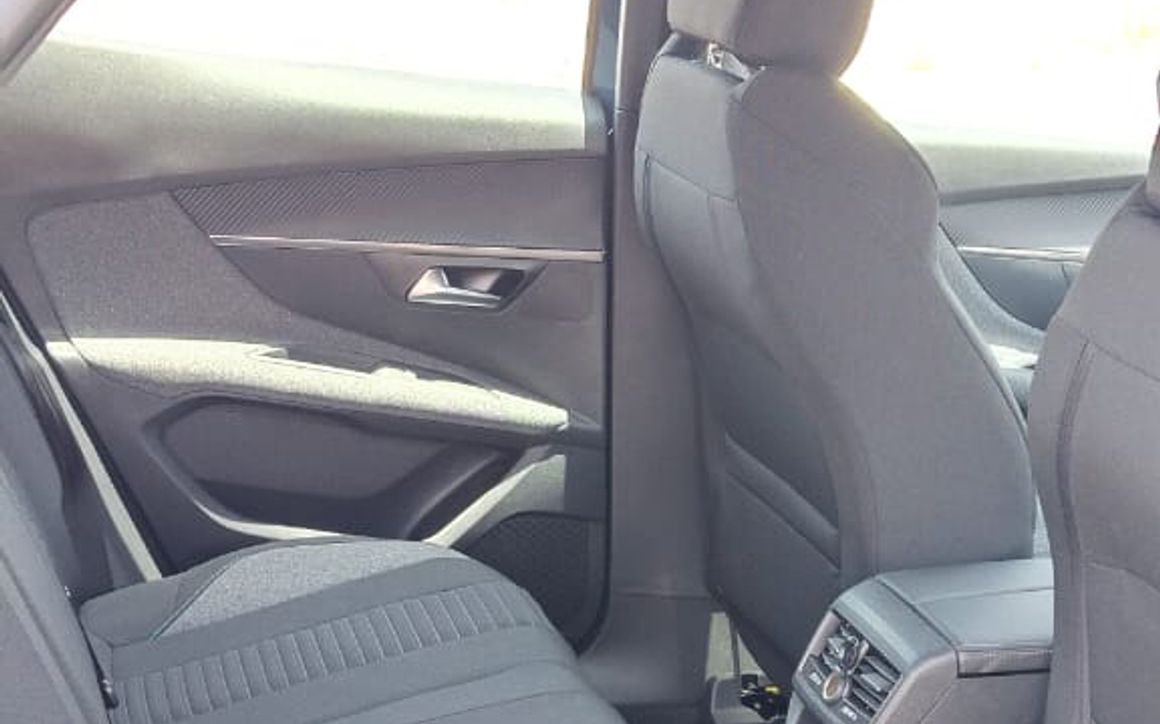 Peugeot 3008 - image 14